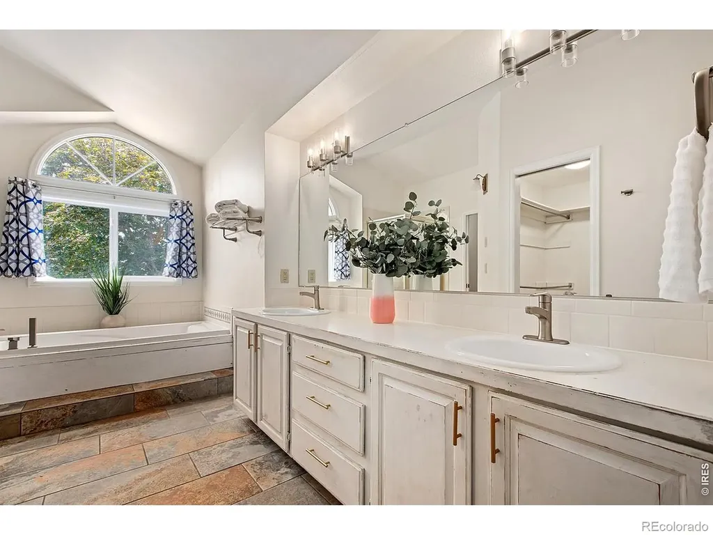 2827 Garrett Drive Fort Collins CO 80526