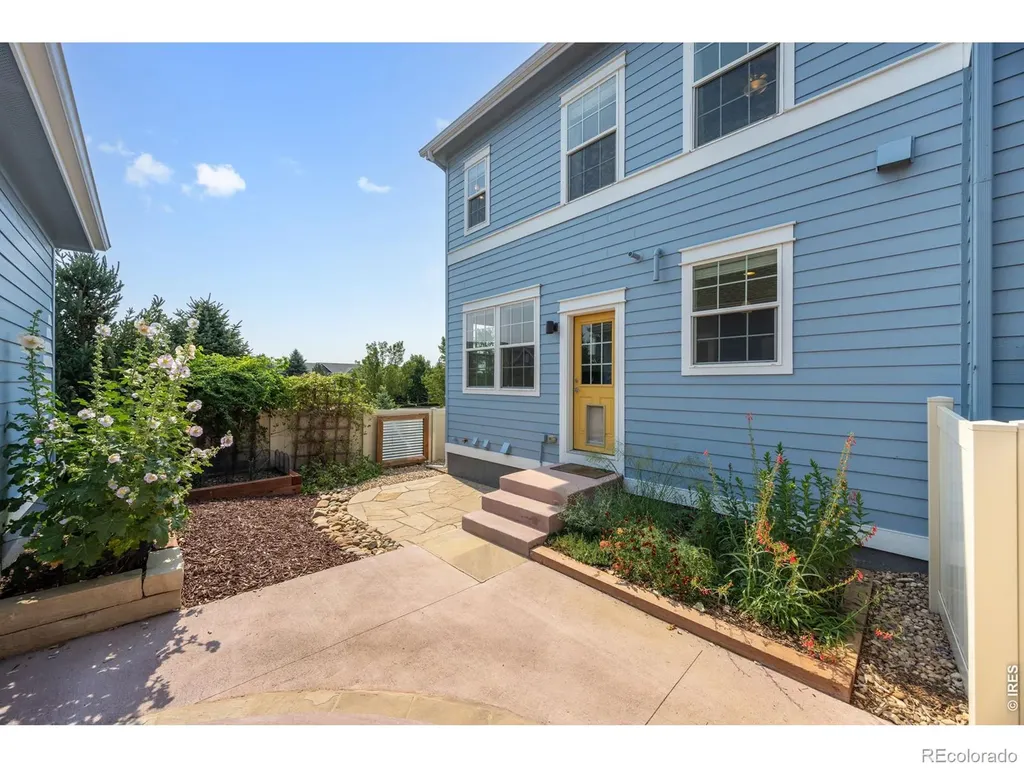 121 Casper Drive Lafayette CO 80026