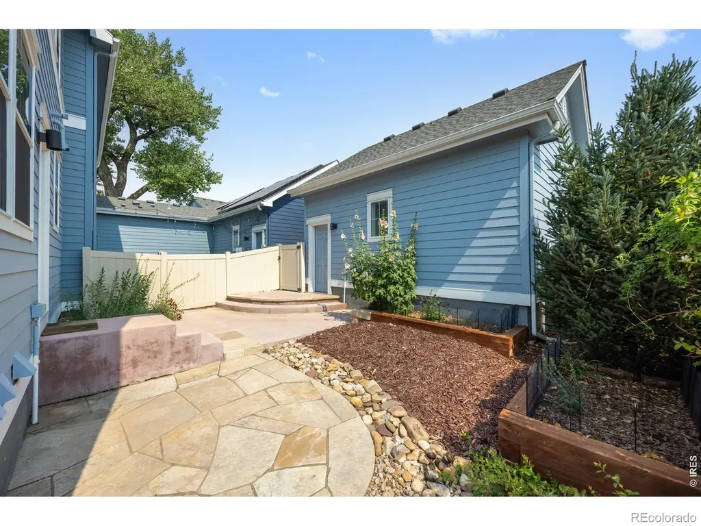 121 Casper Drive Lafayette CO 80026