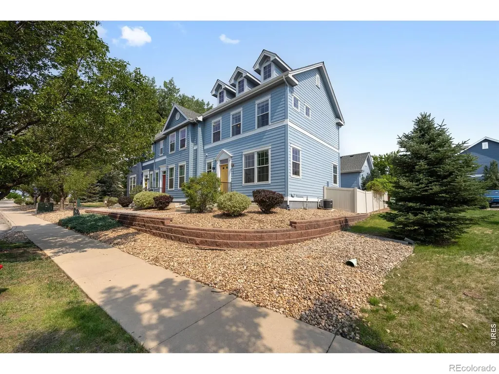 121 Casper Drive Lafayette CO 80026