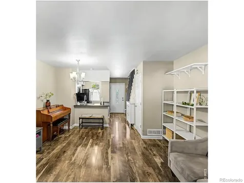 8198 S Columbine Court Centennial CO 80122