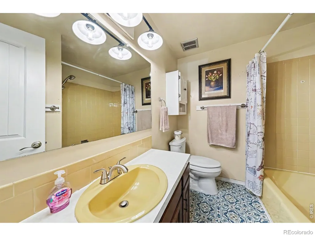 1930 Bobtail Court Loveland CO 80538