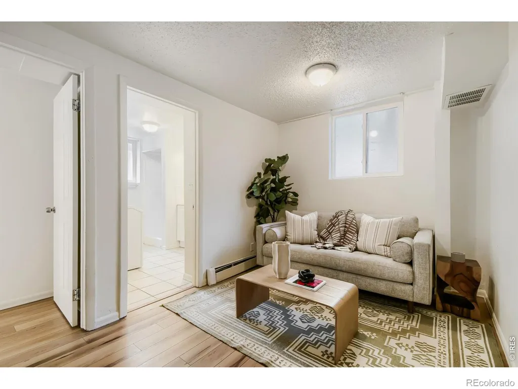 4422 W 11th Avenue Denver CO 80204