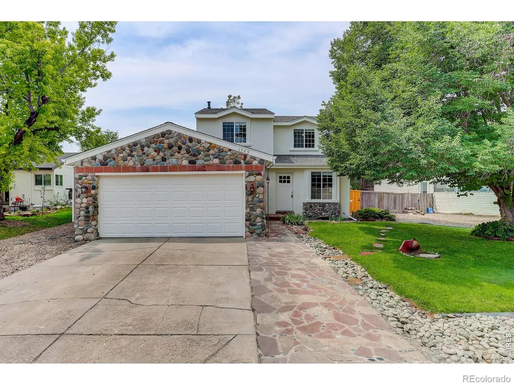 1549 Feltham Place Longmont CO 80501
