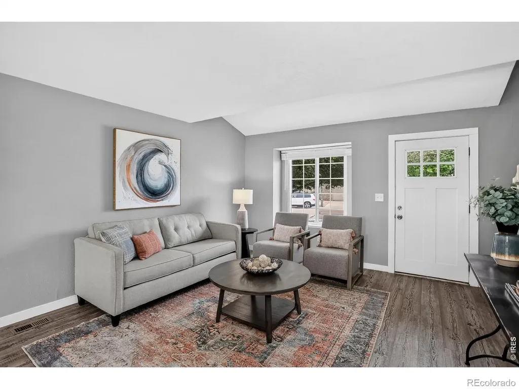 1549 Feltham Place Longmont CO 80501