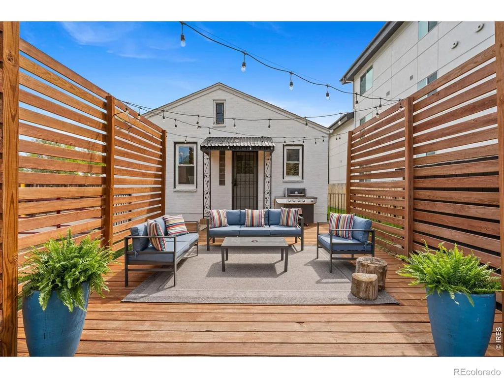 1095 Carr Street Lakewood CO 80214