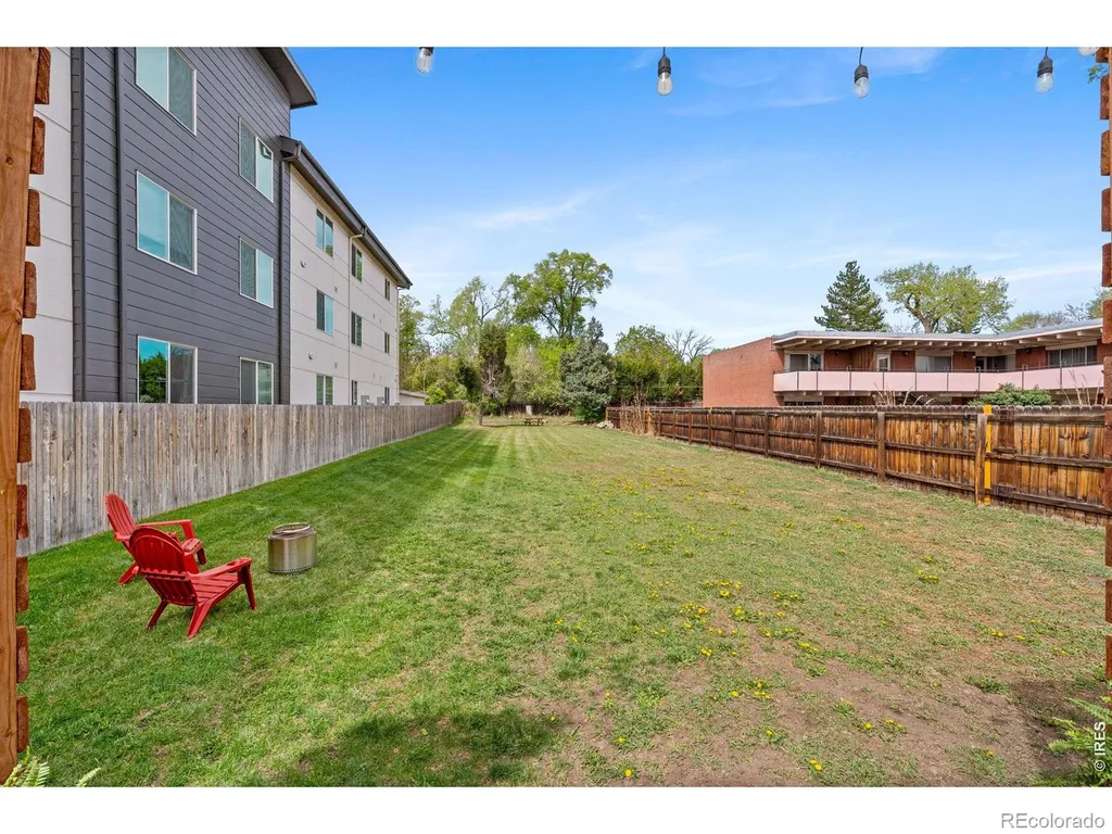 1095 Carr Street Lakewood CO 80214