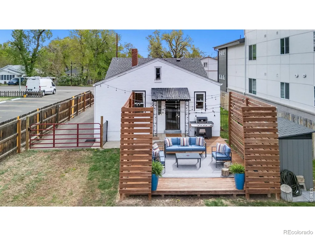 1095 Carr Street Lakewood CO 80214