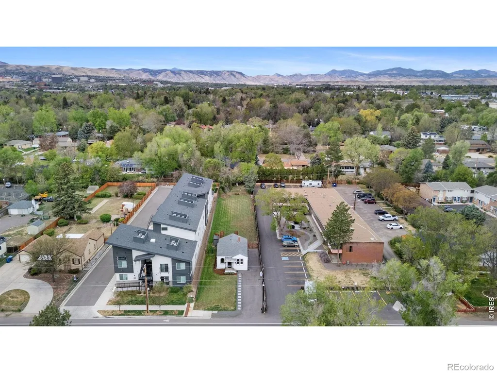 1095 Carr Street Lakewood CO 80214