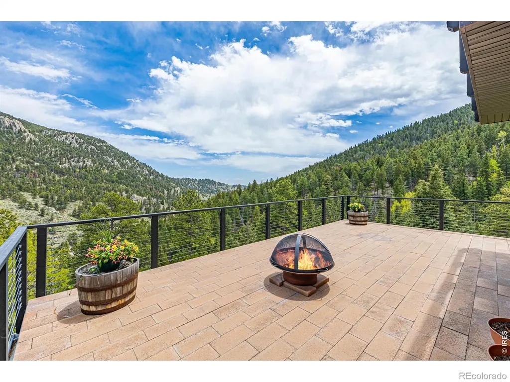 5896 Peregrine Trail Golden CO 80403