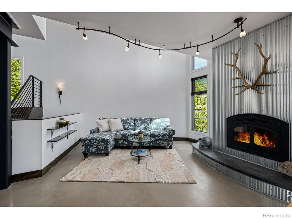 5896 Peregrine Trail Golden CO 80403