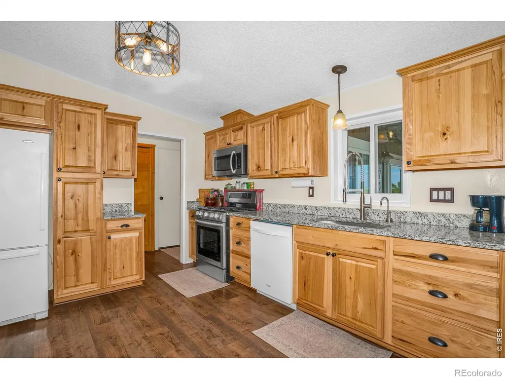 22630 County Road 49 La Salle CO 80645