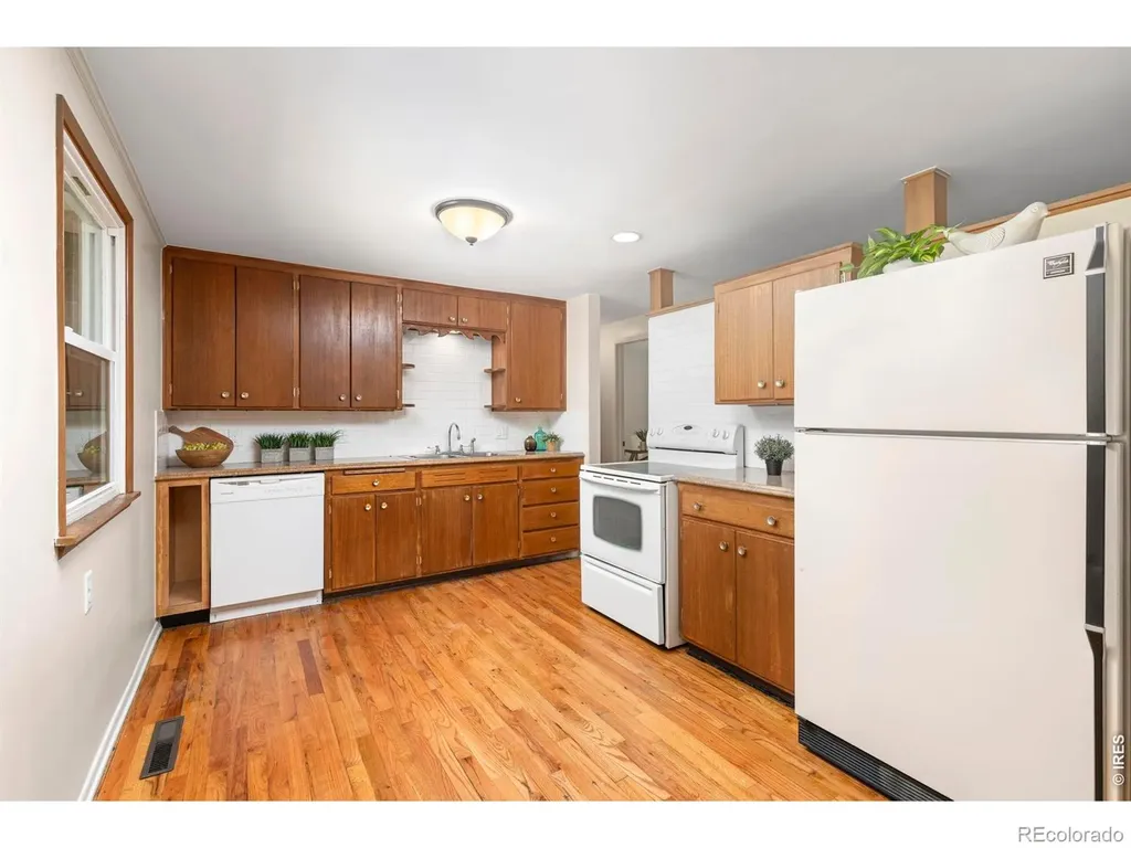 1224 Aspen Street Longmont CO 80501