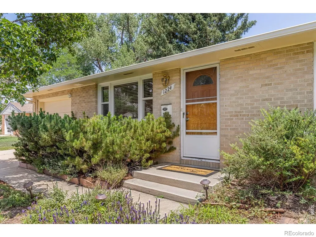 1224 Aspen Street Longmont CO 80501