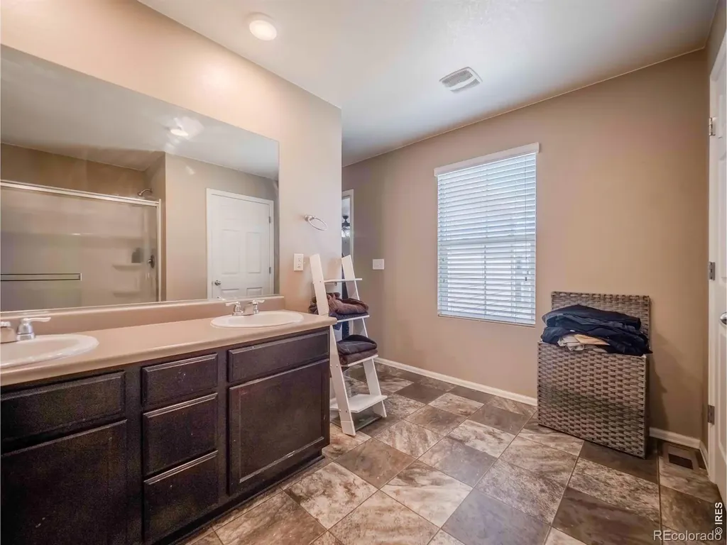 914 Charlton Drive Windsor CO 80550