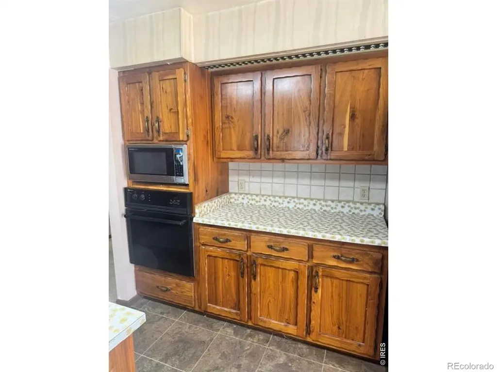 37378 County Road 20 Holyoke CO 80734