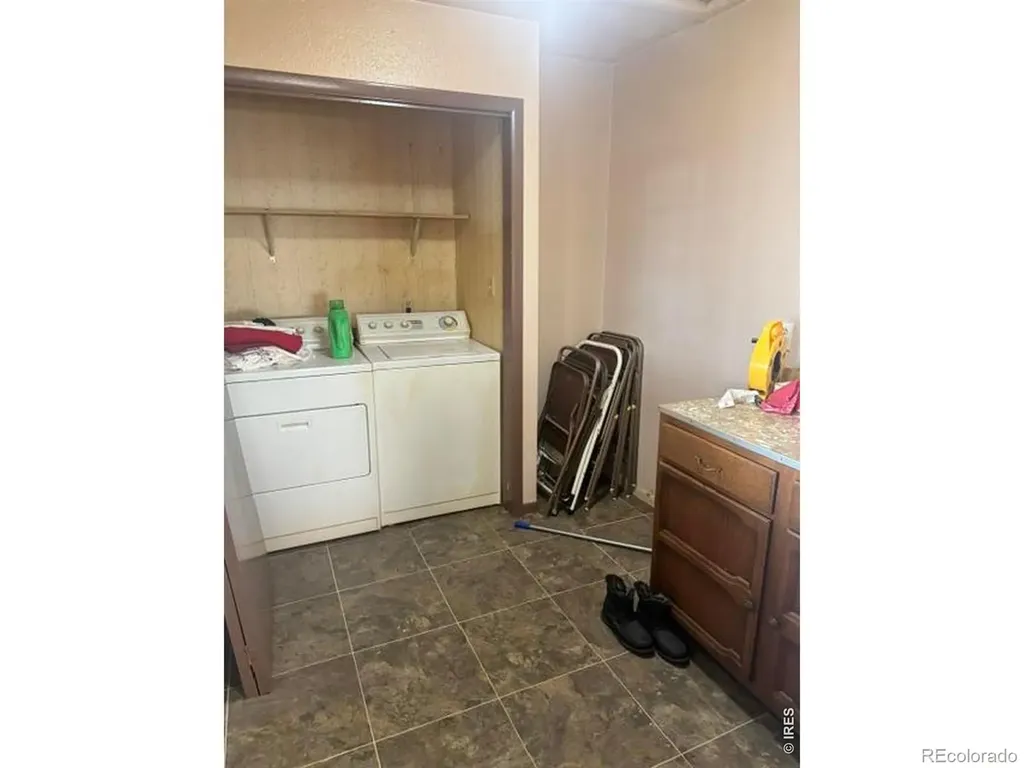 37378 County Road 20 Holyoke CO 80734