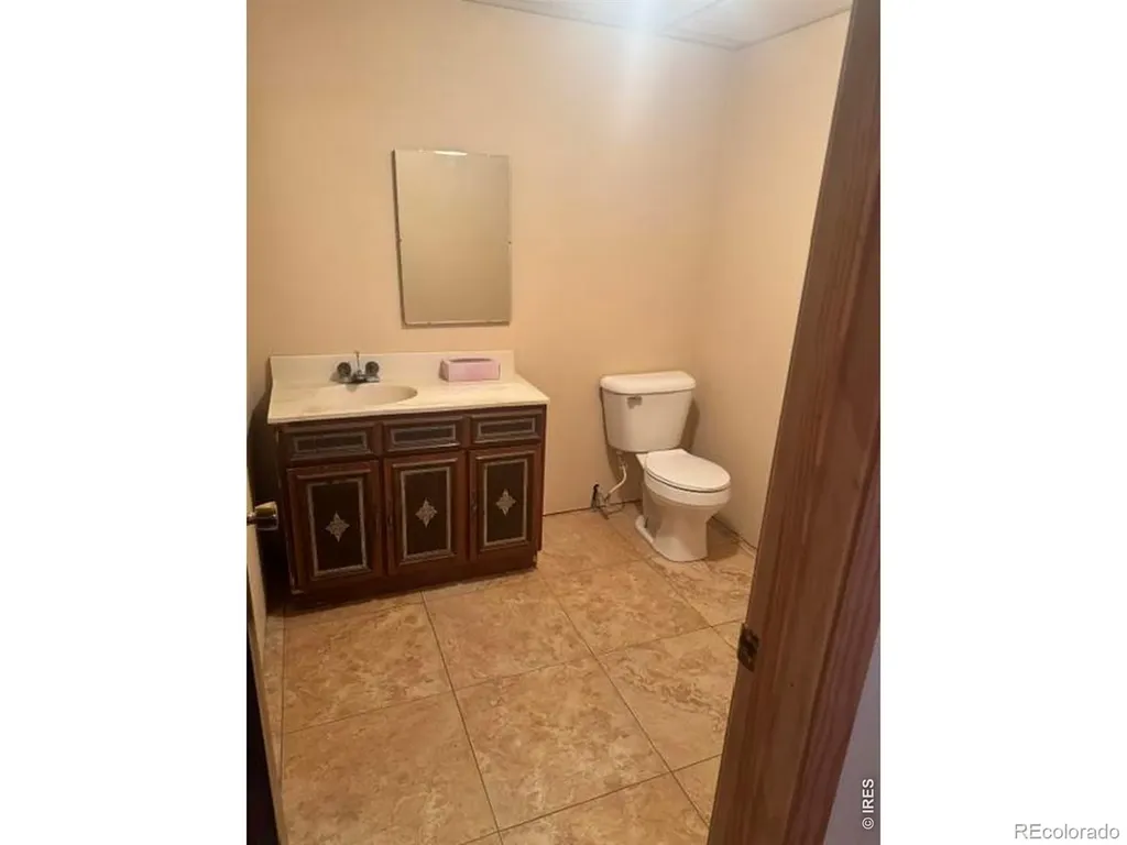 37378 County Road 20 Holyoke CO 80734