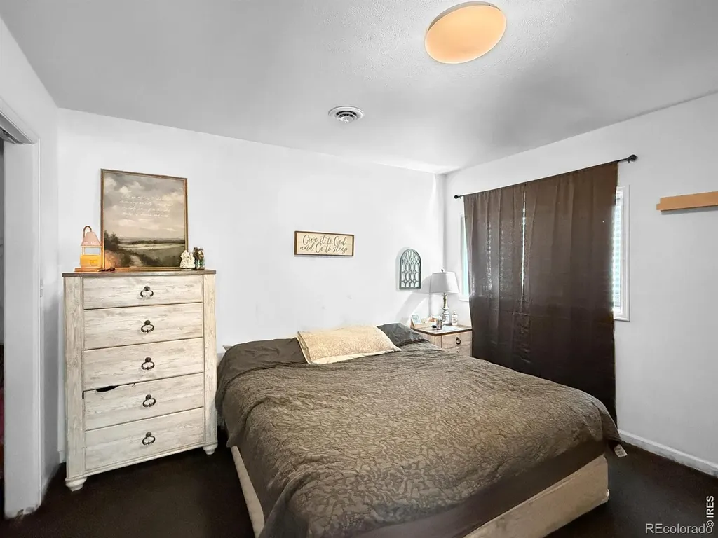 1916 S 5th Avenue Sterling CO 80751