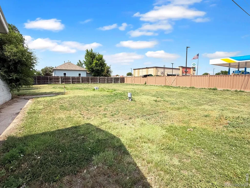 1916 S 5th Avenue Sterling CO 80751