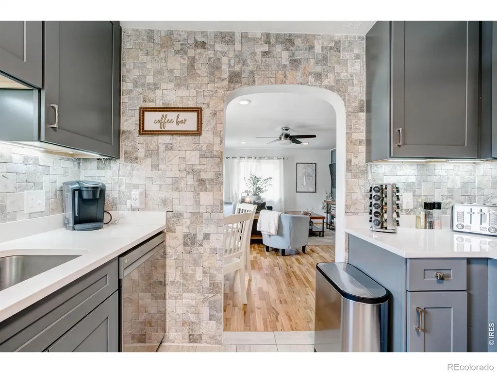 525 W 9th Street Loveland CO 80537