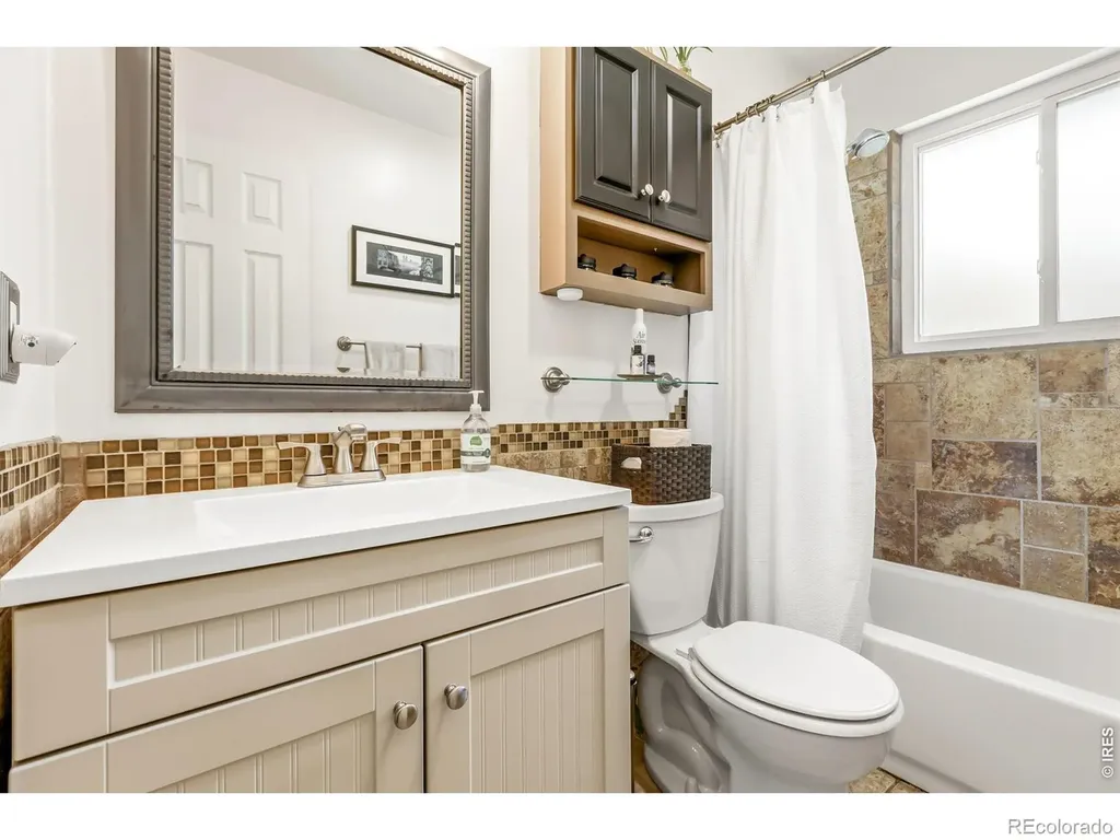 1017 Cottonwood Drive Windsor CO 80550