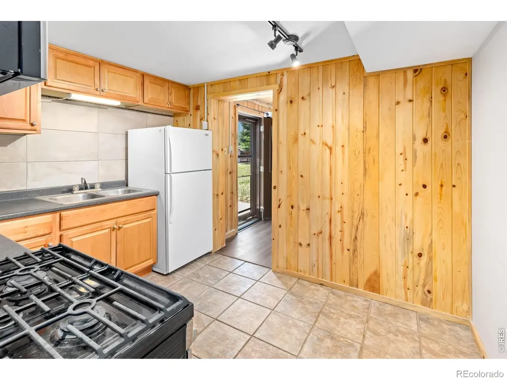 1250 S Saint Vrain Avenue Estes Park CO 80517