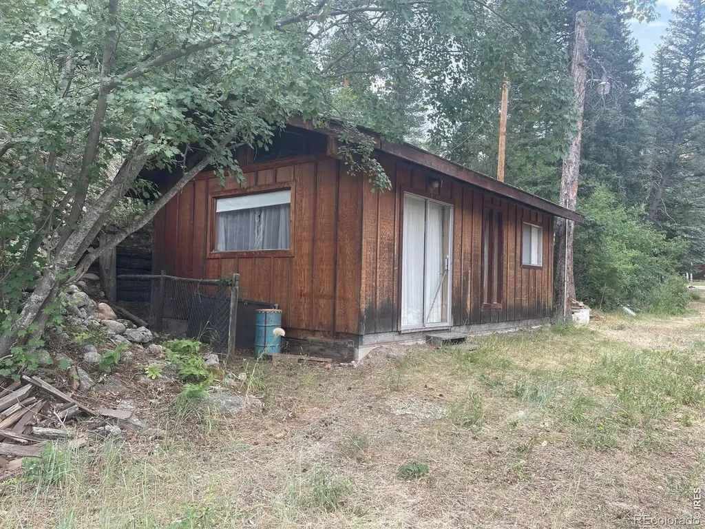 509 Riverside Drive Lyons CO 80540