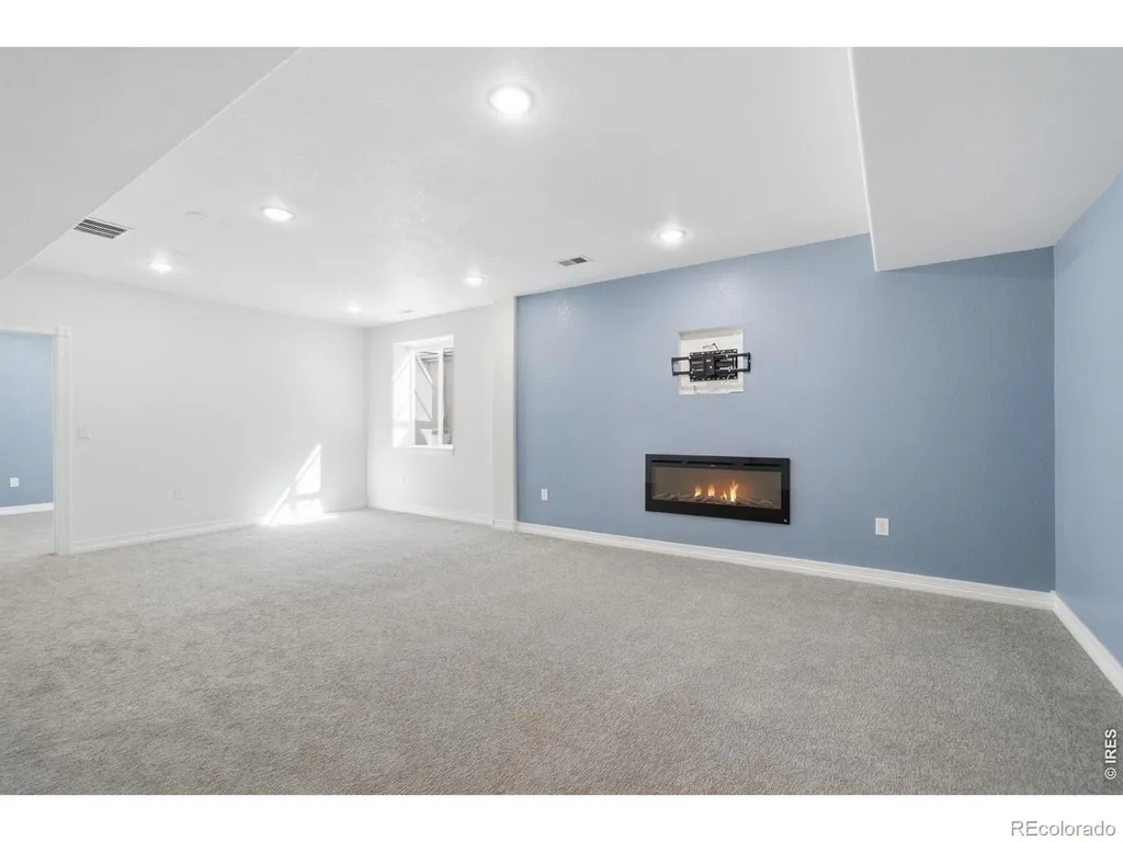 1126 Crescent Drive Windsor CO 80550