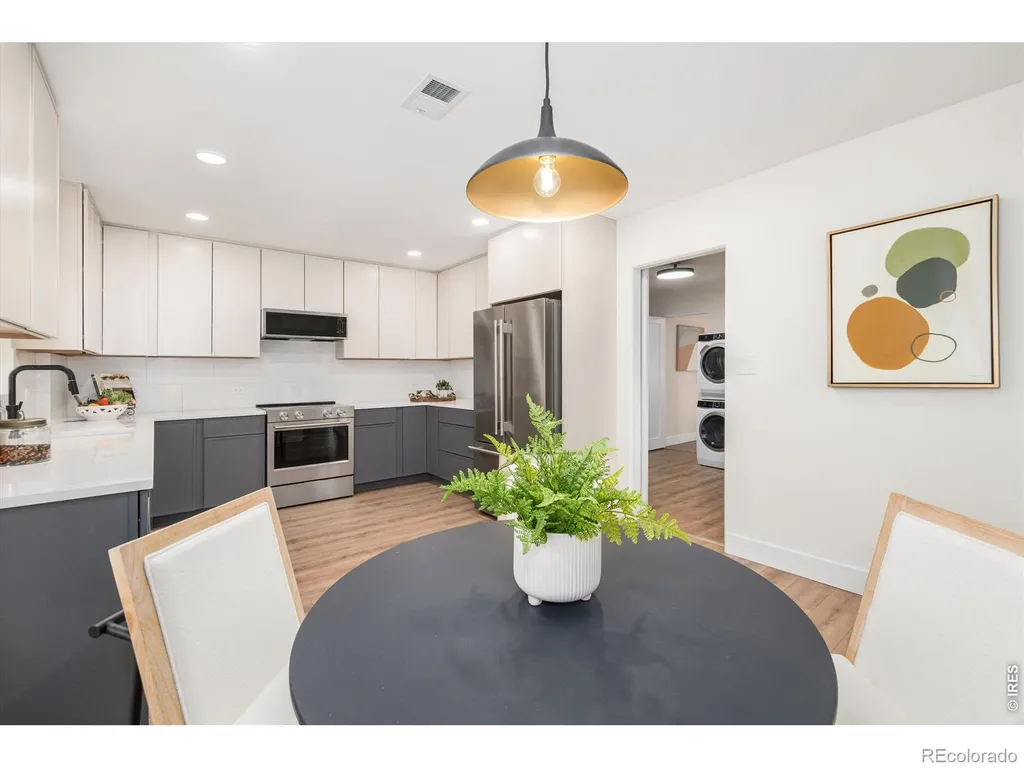 2015 N Monaco Denver CO 80207