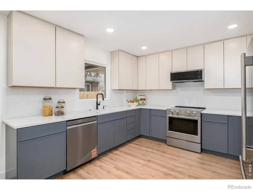 2015 N Monaco Denver CO 80207