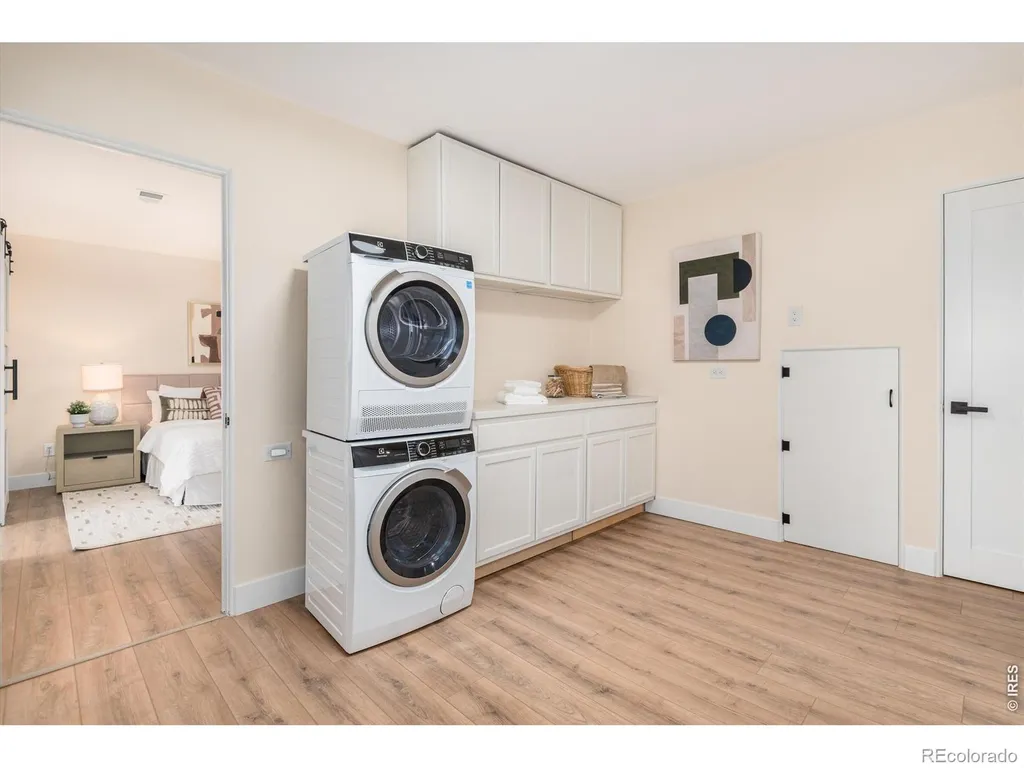 2015 N Monaco Denver CO 80207