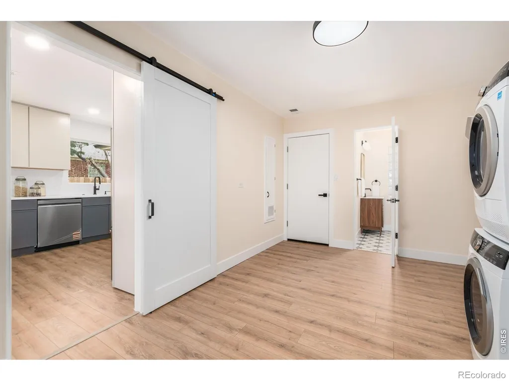 2015 N Monaco Denver CO 80207