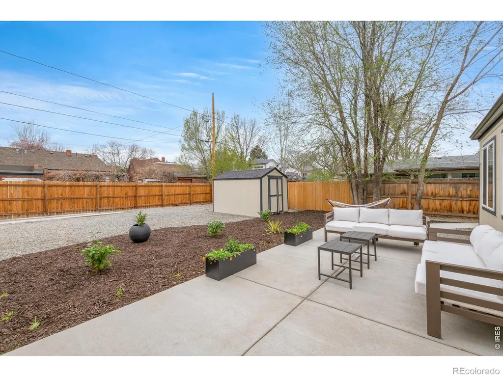 2015 N Monaco Denver CO 80207