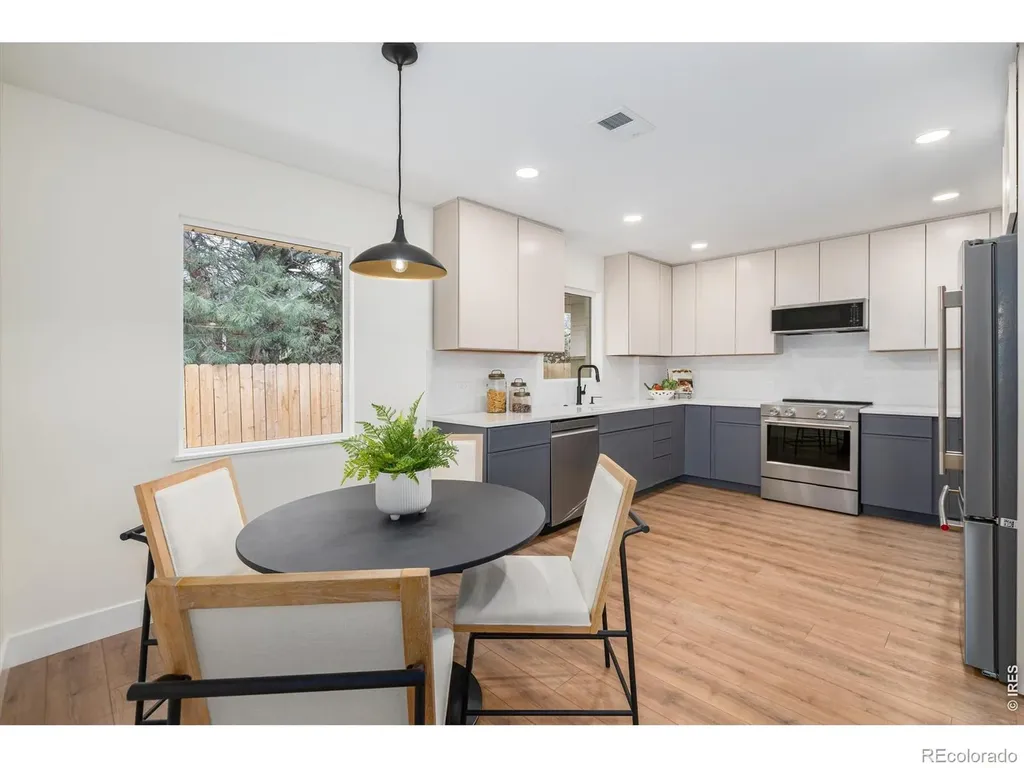2015 N Monaco Denver CO 80207