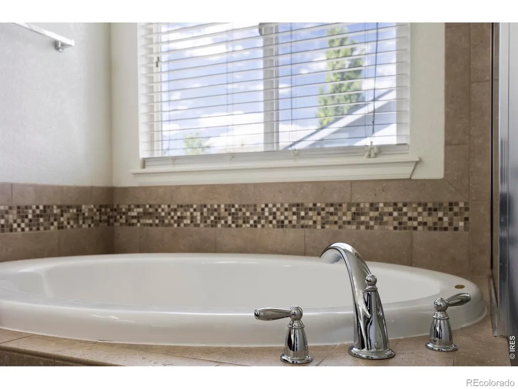 2713 Aylesbury Way Johnstown CO 80534