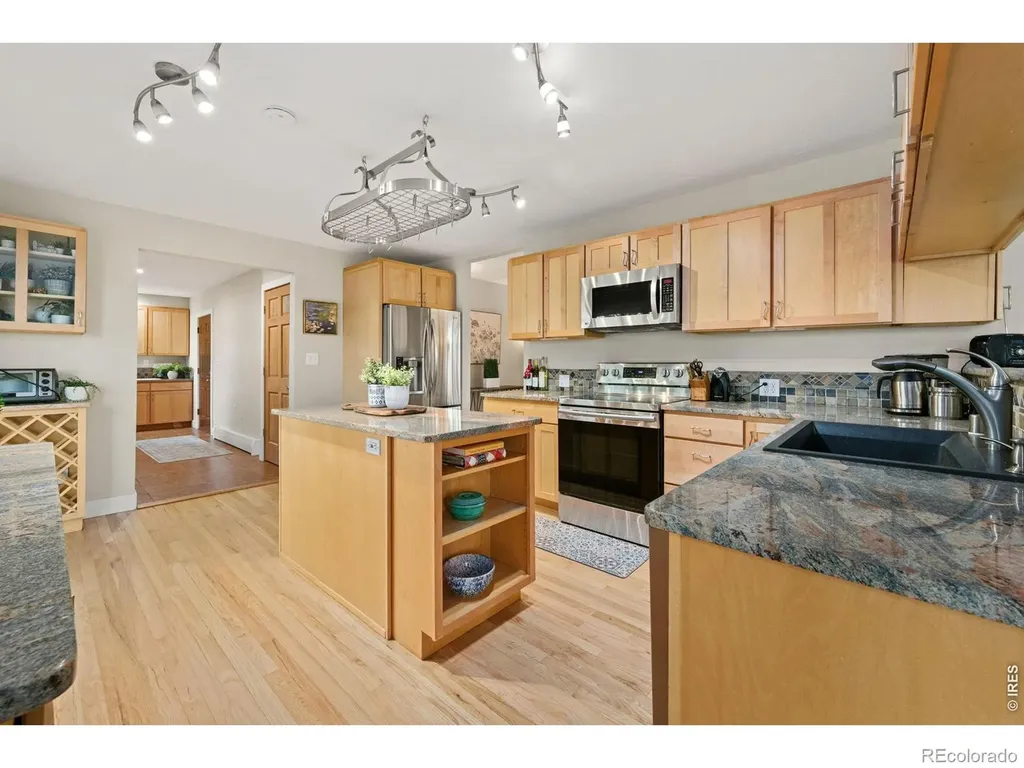795 Fox Hill Court Boulder CO 80303