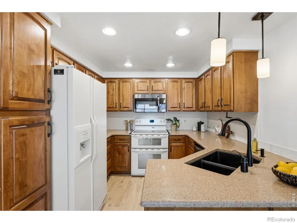 2212 S Nome Court Aurora CO 80014
