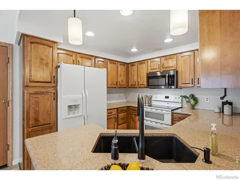 2212 S Nome Court Aurora CO 80014