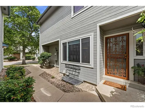 2212 S Nome Court Aurora CO 80014