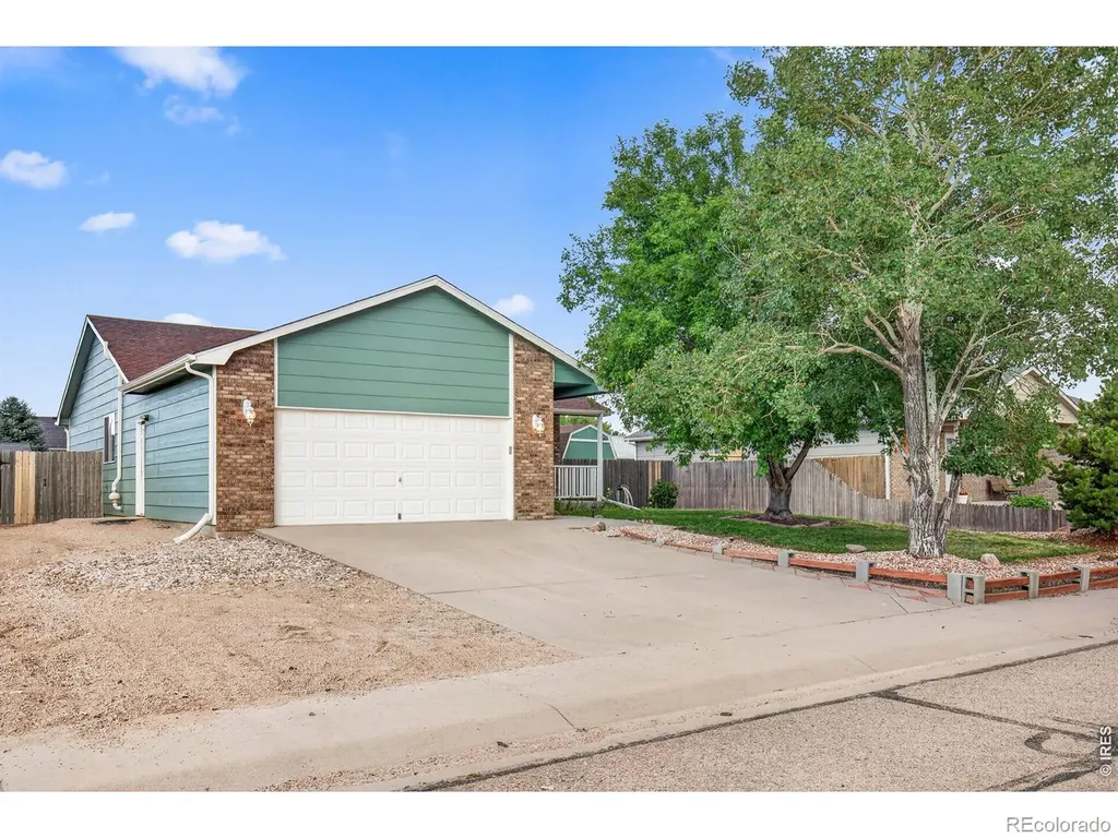 408 Suzann Street Wiggins CO 80654