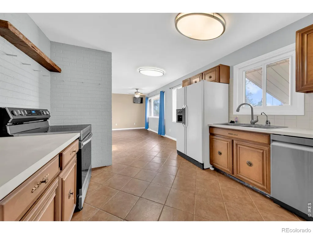 365 S Cedar Avenue Akron CO 80720