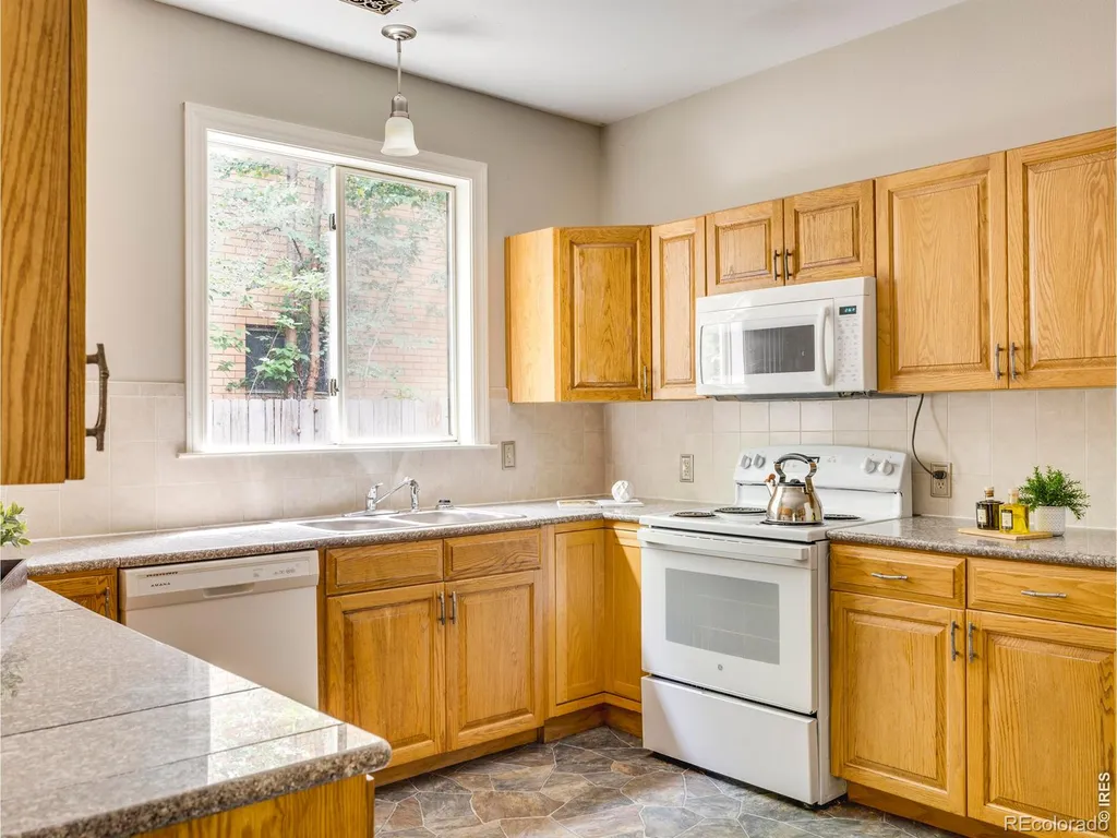 623 Terry Street Longmont CO 80501