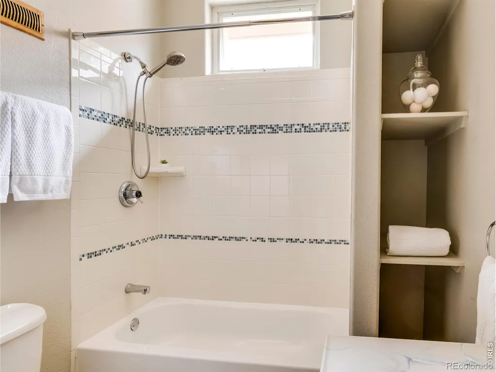 623 Terry Street Longmont CO 80501