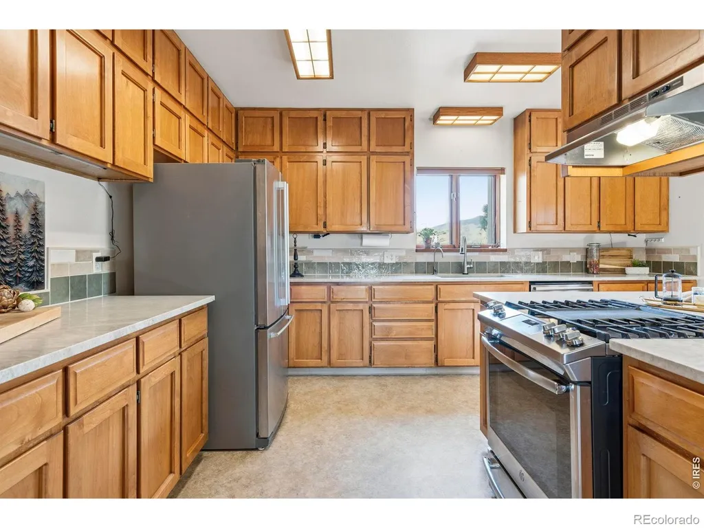 6610 Tamarax Court Loveland CO 80538