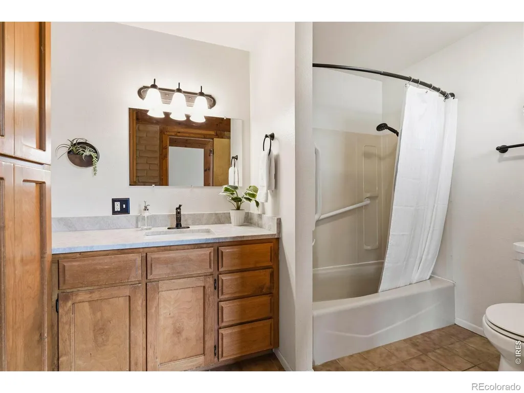 6610 Tamarax Court Loveland CO 80538
