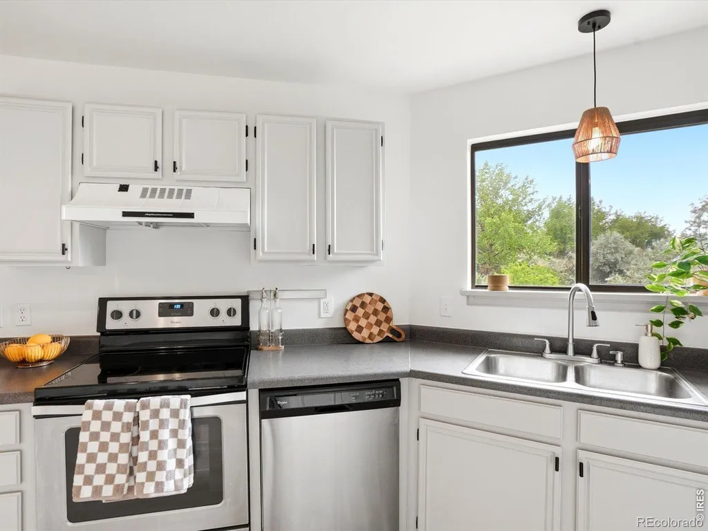 4945 Twin Lakes Road Boulder CO 80301
