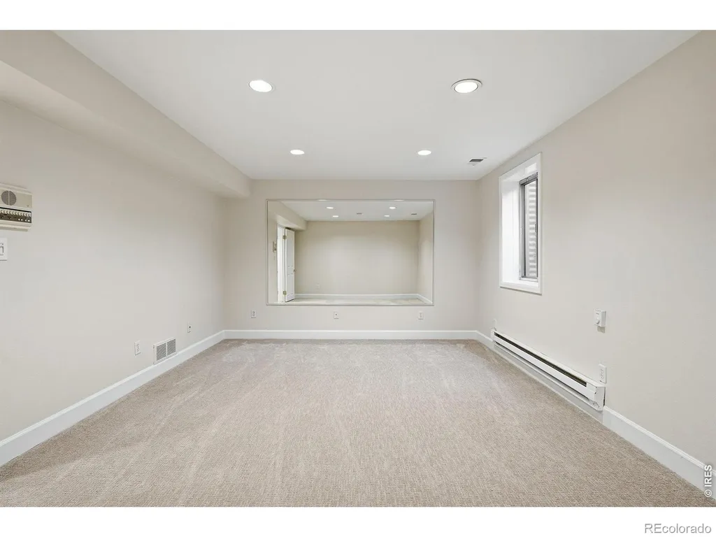 944 Ivanhoe Street Denver CO 80220