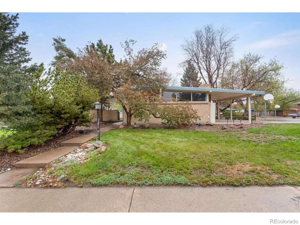 2795 E Euclid Avenue Centennial CO 80121