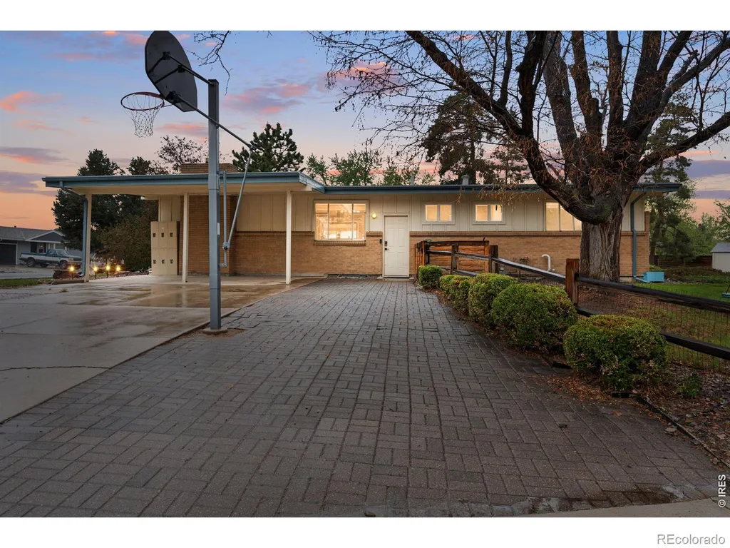 2795 E Euclid Avenue Centennial CO 80121